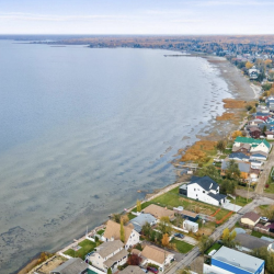 Lakefront Lac Ste Anne